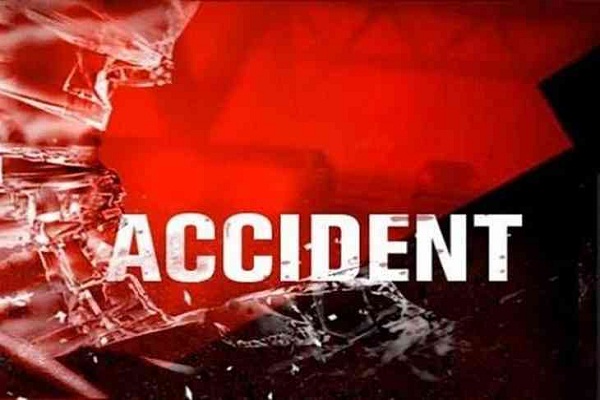 Road accident on Agra-Lucknow expressway, 3 died