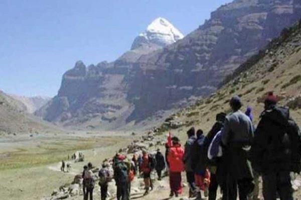 कैलाश मानसरोवर यात्रा फिर से शुरू, 17वें दल को किया गया रवाना