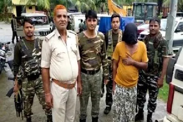 गादीगांव से हार्डकोर नक्सली तेजो मंडल को पुलिस ने किया गिरफ्तार