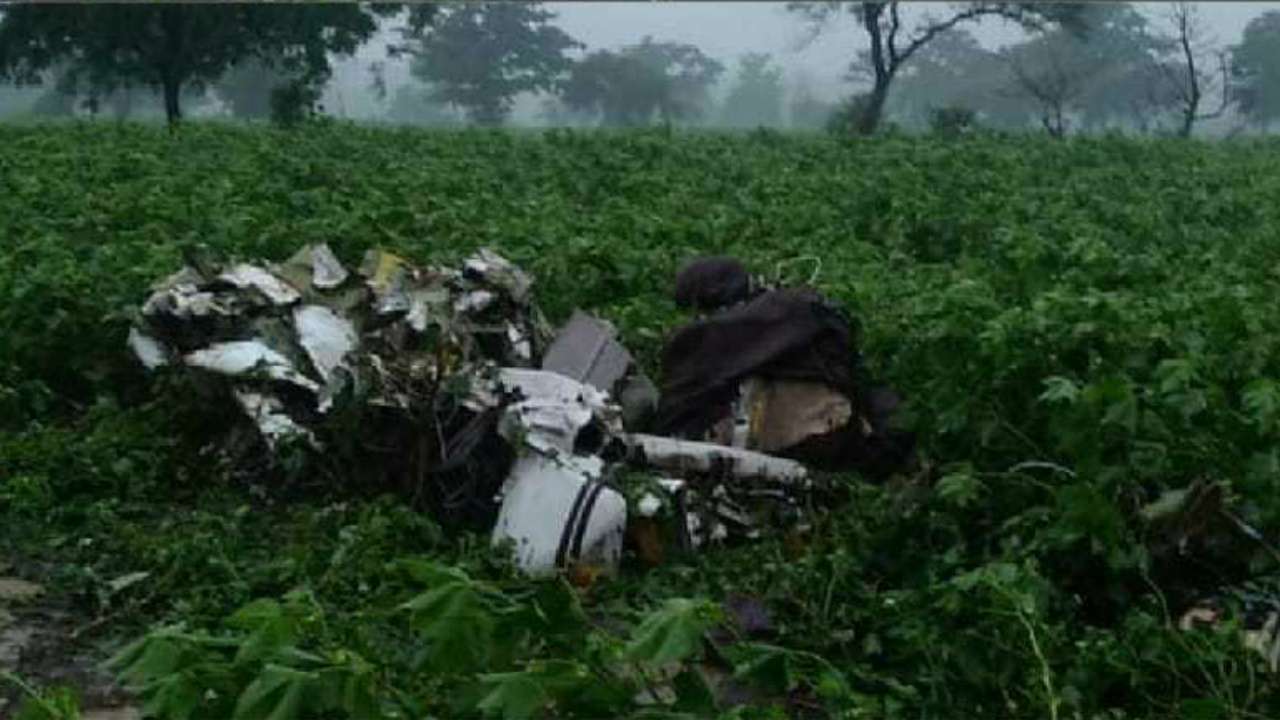 तेलंगाना में ट्रेनर एयरक्राफ्ट क्रैश, दोनों पायलटों की मौत