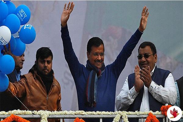 अरविंद केजरीवाल 6 विधायकों के साथ कल लेंगे शपथ