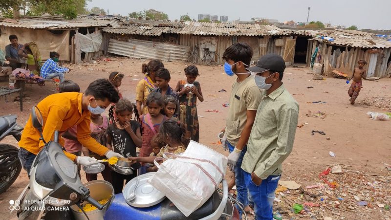 અમદાવાદ યુવાનો દ્વારા ‘હેપ્પી ટુ હેલ્પ યુ’ ગૃપ બનાવી સેવા