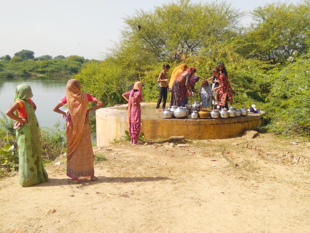 નર્મદા કેનાલ માં પાણી બંધ થતા સોનેથ ગામને પીવાના પાણીનાં વલખાં