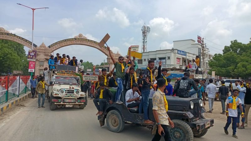 થરાદ ખાતે વિશ્વ આદિવાસી દિવસ ની ઉજવણી