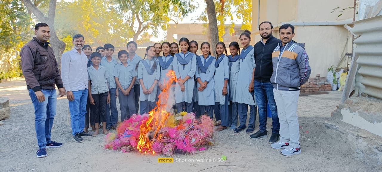 ગઢડા તાલુકાની શ્રીરામપરા પ્રાથમિક શાળાના બાળકો જીવદયાના પાઠ શીખ્યા