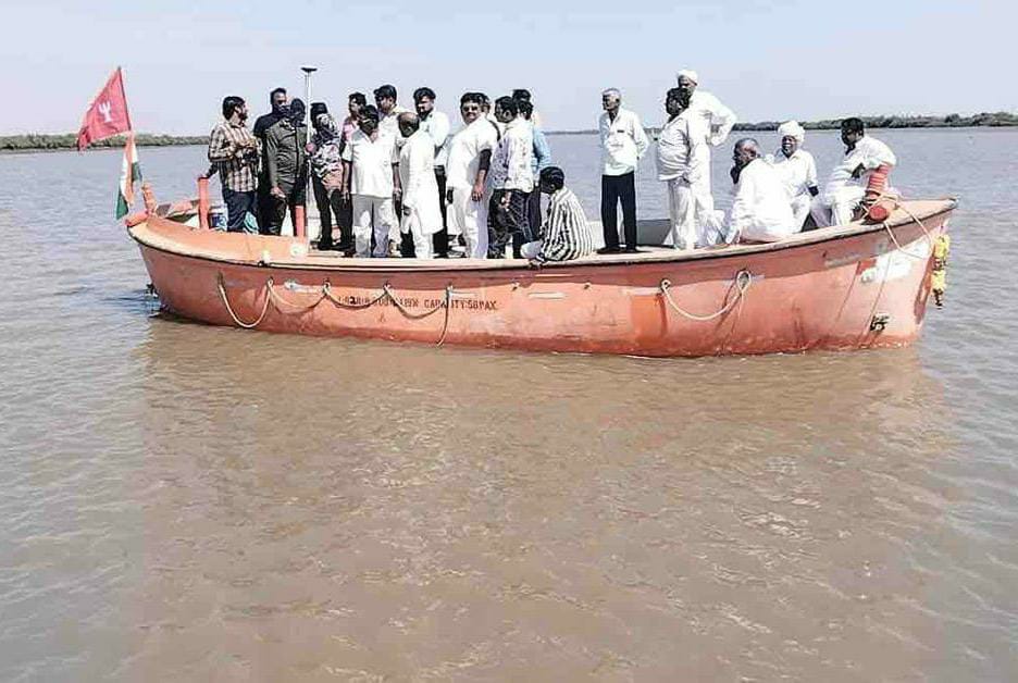 રાજુલા : ધારાસભ્ય શ્રી એ ચાંચ બંદર ગામને આપેલા વચન મુજબ ની કામગીરી કરી બતાવી